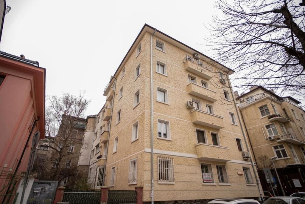 Studio With Courtyard Just Steps Away Vitosha Str Sofia Eksteriør billede